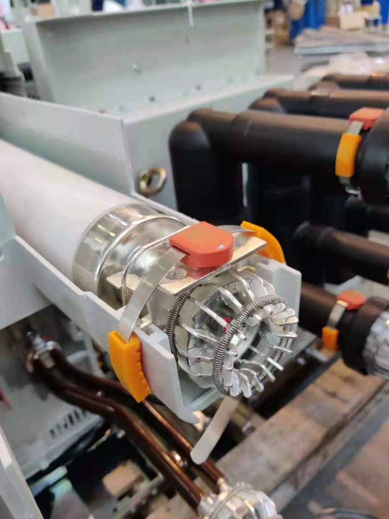 開關(guān)柜無(wú)線測(cè)溫裝置